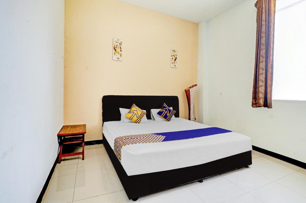 SPOT ON 90656 Wisma Harapan Bandung Bagian luar foto